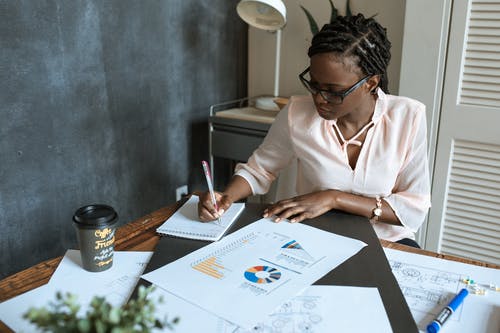 Tips for Sharing a Home Office with Spouse